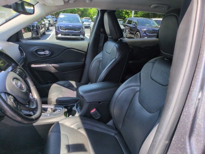 2020 Jeep Cherokee Altitude