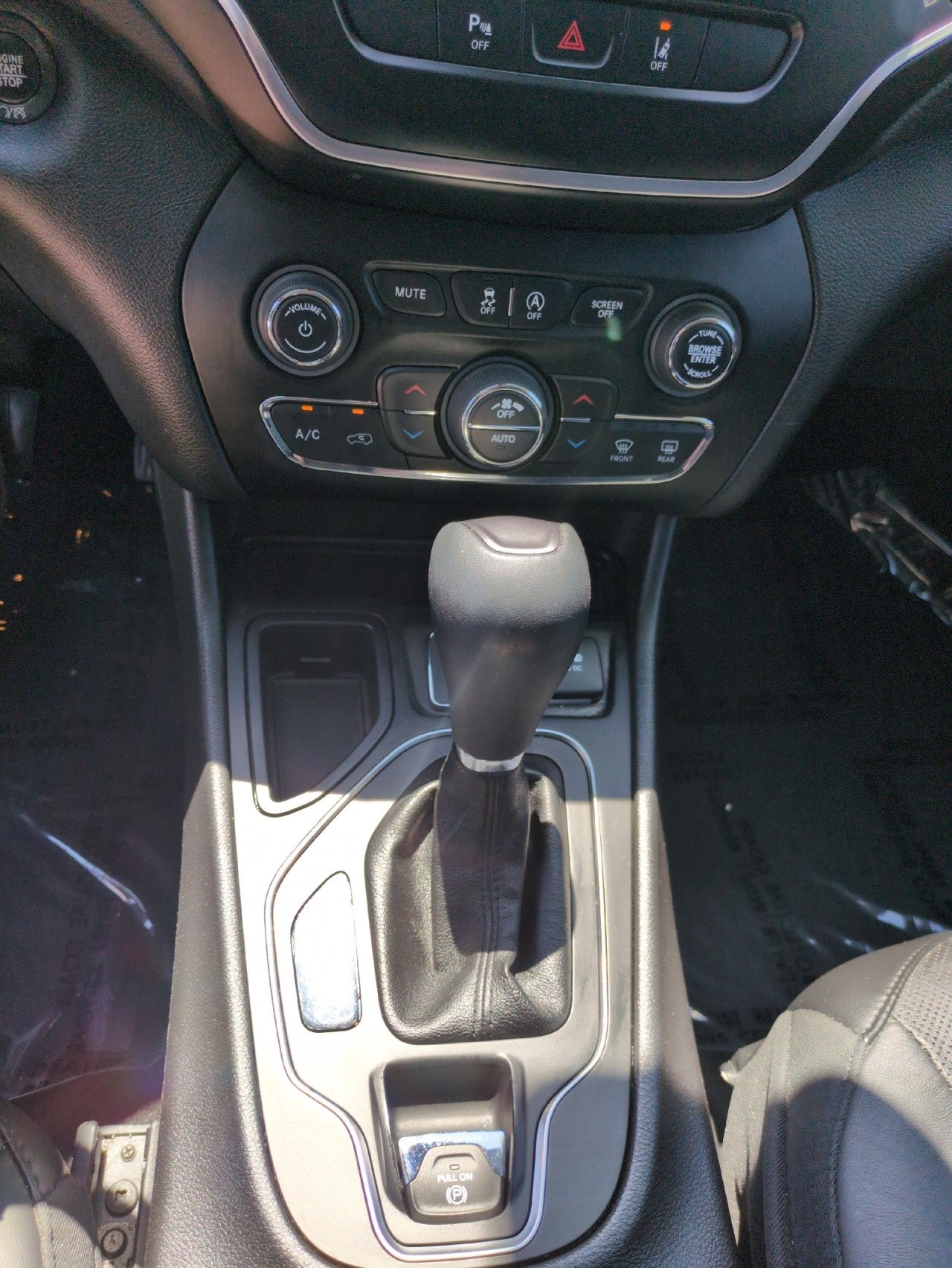 2020 Jeep Cherokee Altitude