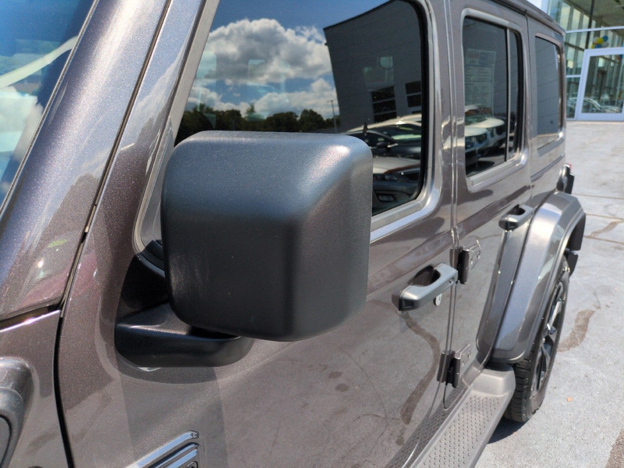 2025 Jeep Wrangler 4xe Sahara