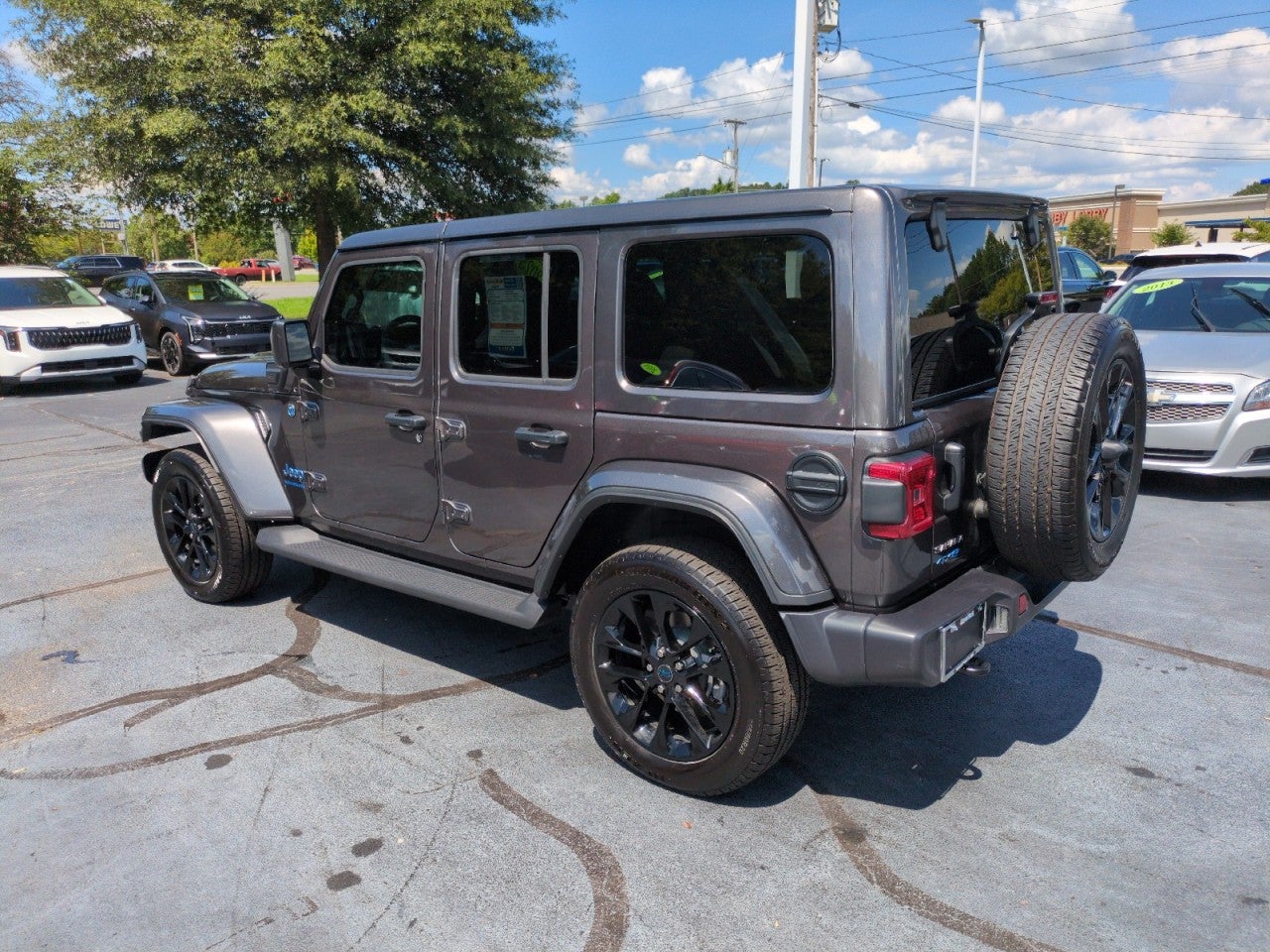 2025 Jeep Wrangler 4xe Sahara