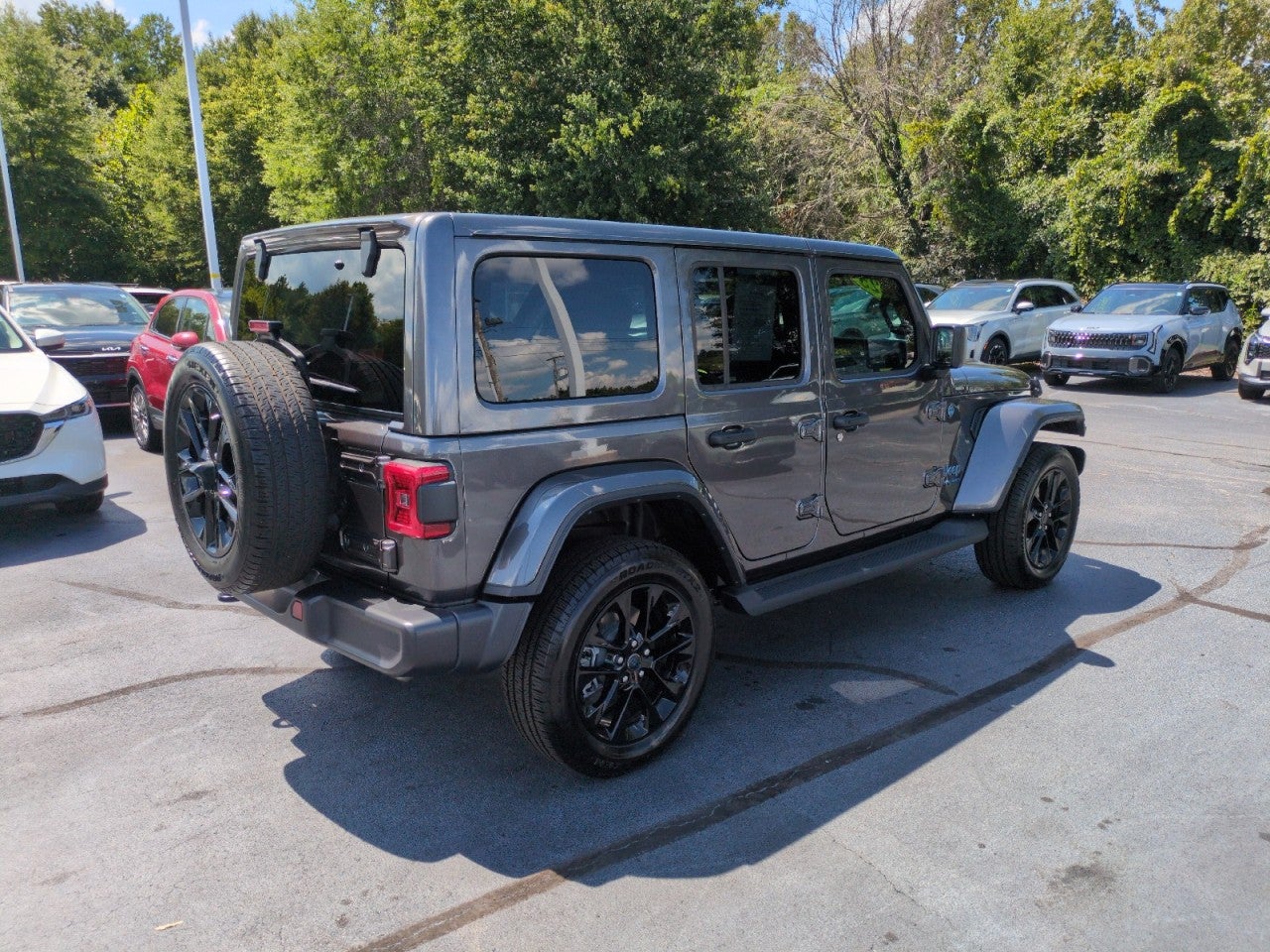 2025 Jeep Wrangler 4xe Sahara