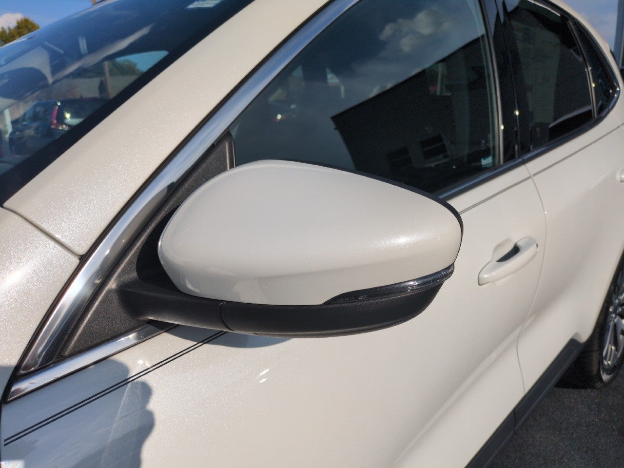 2020 Ford Escape Titanium Hybrid