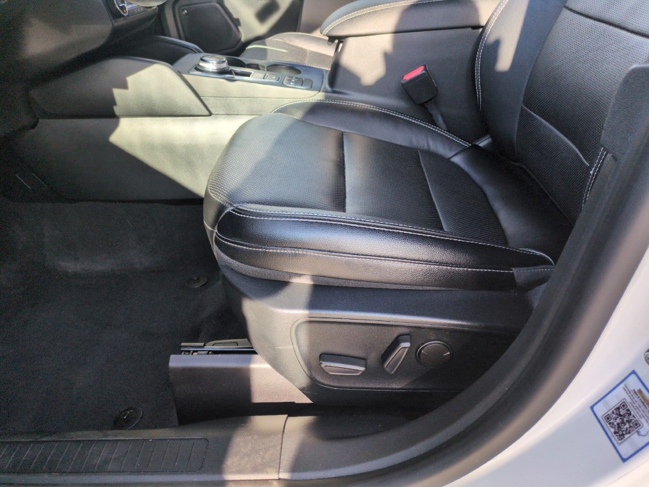 2020 Ford Escape Titanium Hybrid