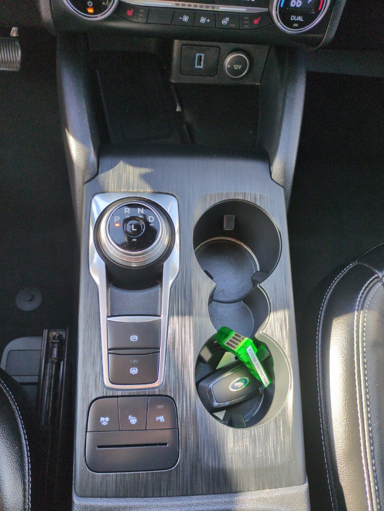 2020 Ford Escape Titanium Hybrid