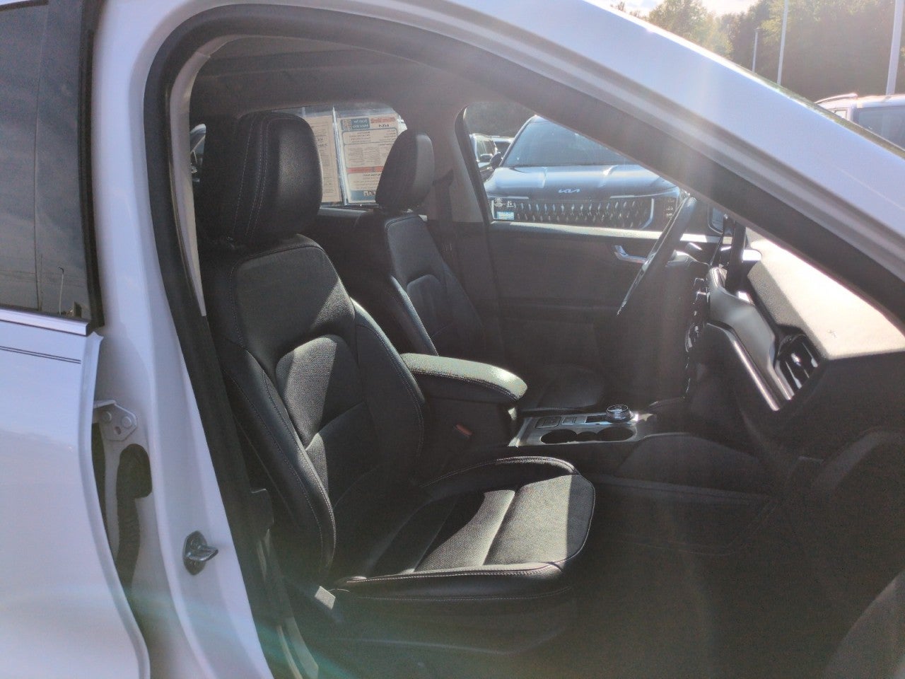 2020 Ford Escape Titanium Hybrid