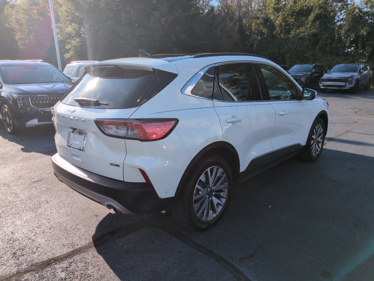 2020 Ford Escape Titanium Hybrid