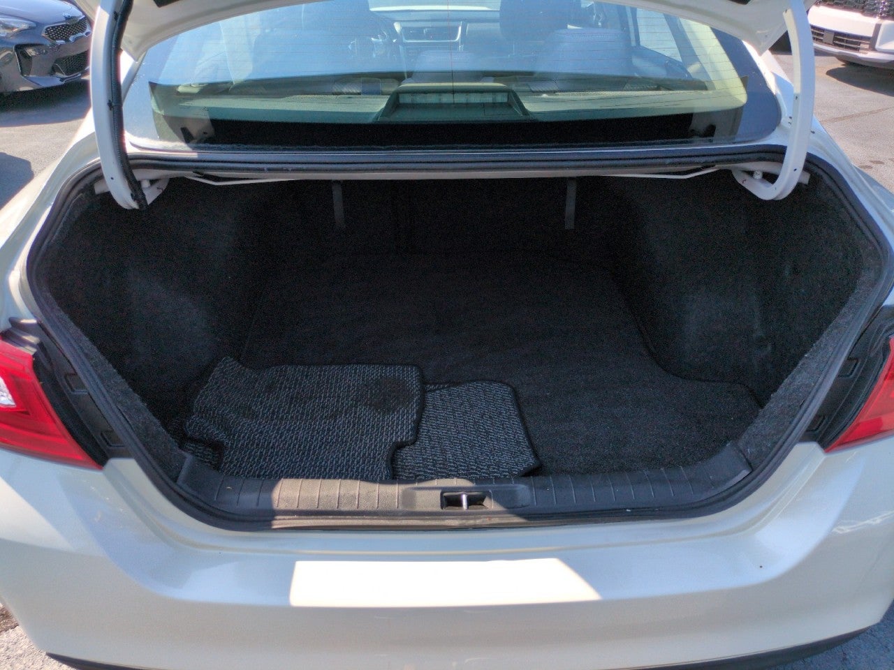2016 Nissan Altima 2.5 SR