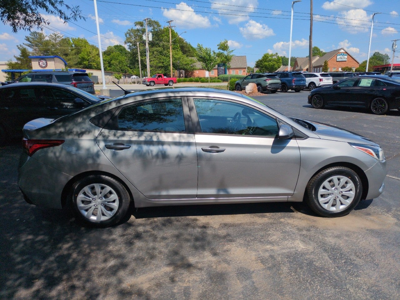 2022 Hyundai Accent SE