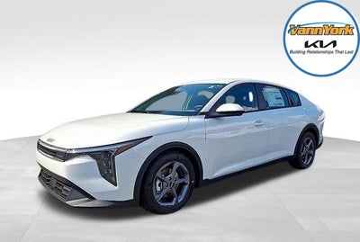 2025 Kia K4 LXS