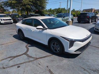 2026 Kia K4 LXS