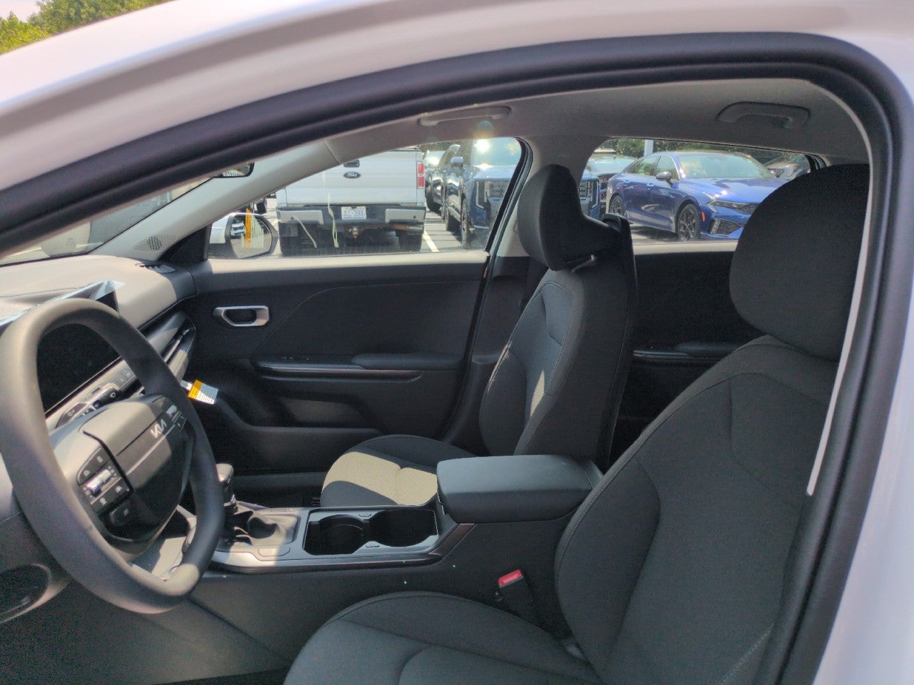 2026 Kia K4 LX