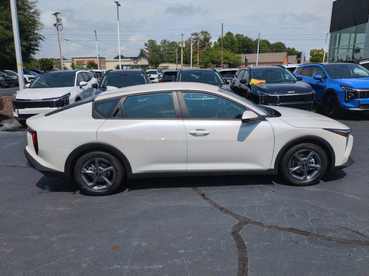 2026 Kia K4 LX