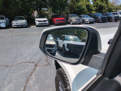 2023 Toyota Tacoma 4WD SR5