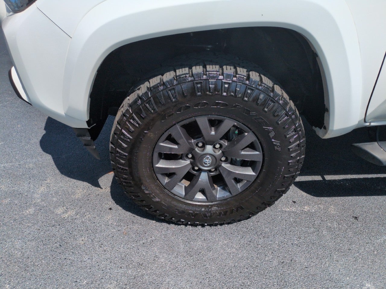 2023 Toyota Tacoma 4WD SR5