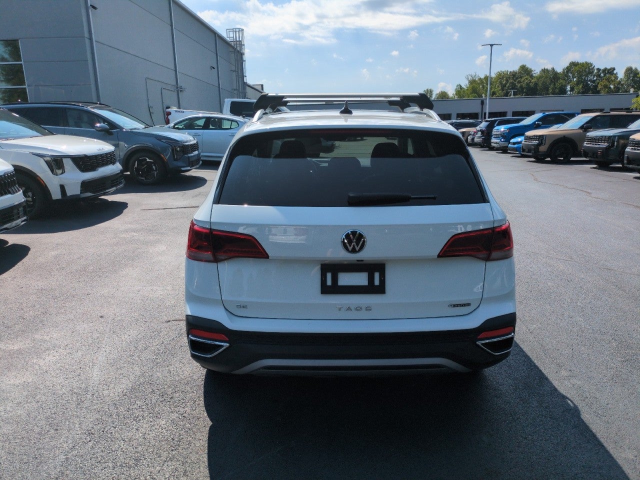 2022 Volkswagen Taos SE