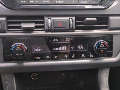 2023 Nissan Pathfinder S