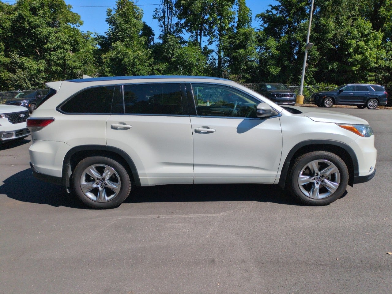 2016 Toyota Highlander Limited