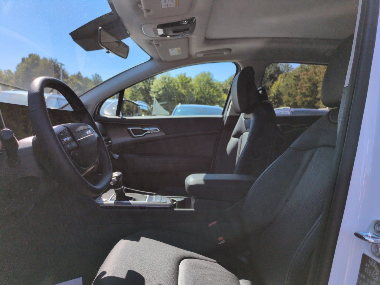 2027 Kia Sportage EX