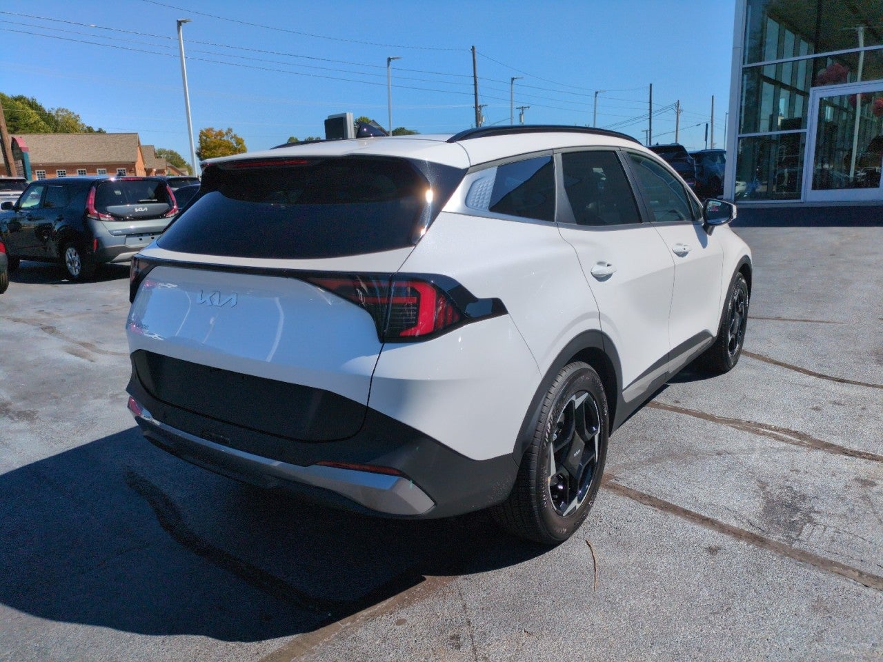 2027 Kia Sportage EX