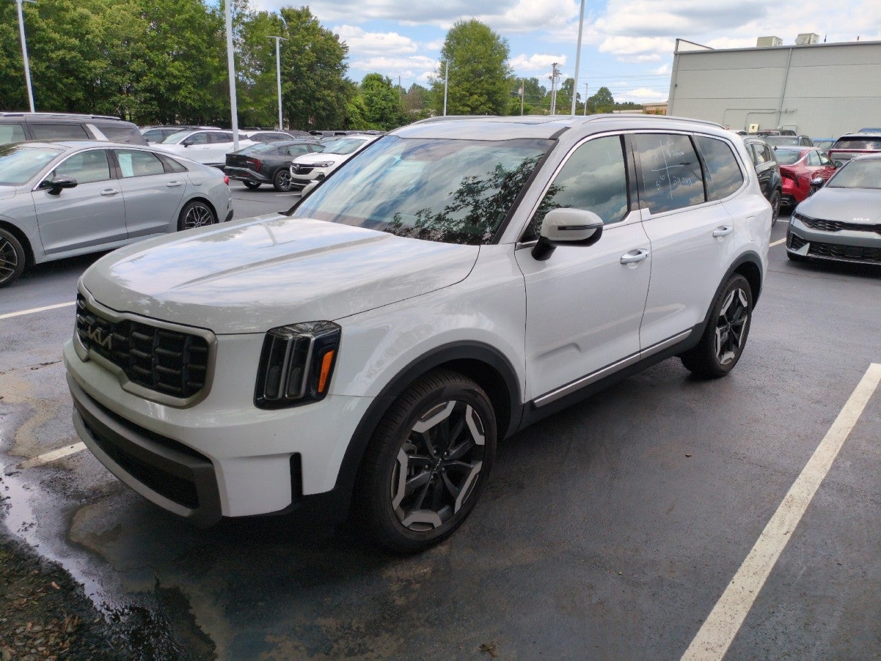 2023 Kia Telluride S
