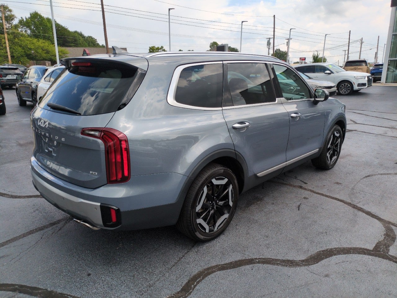 2023 Kia Telluride S