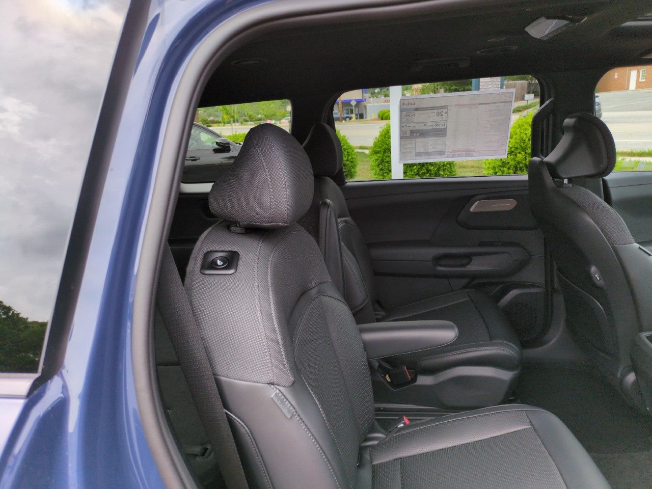 2027 Kia Telluride S