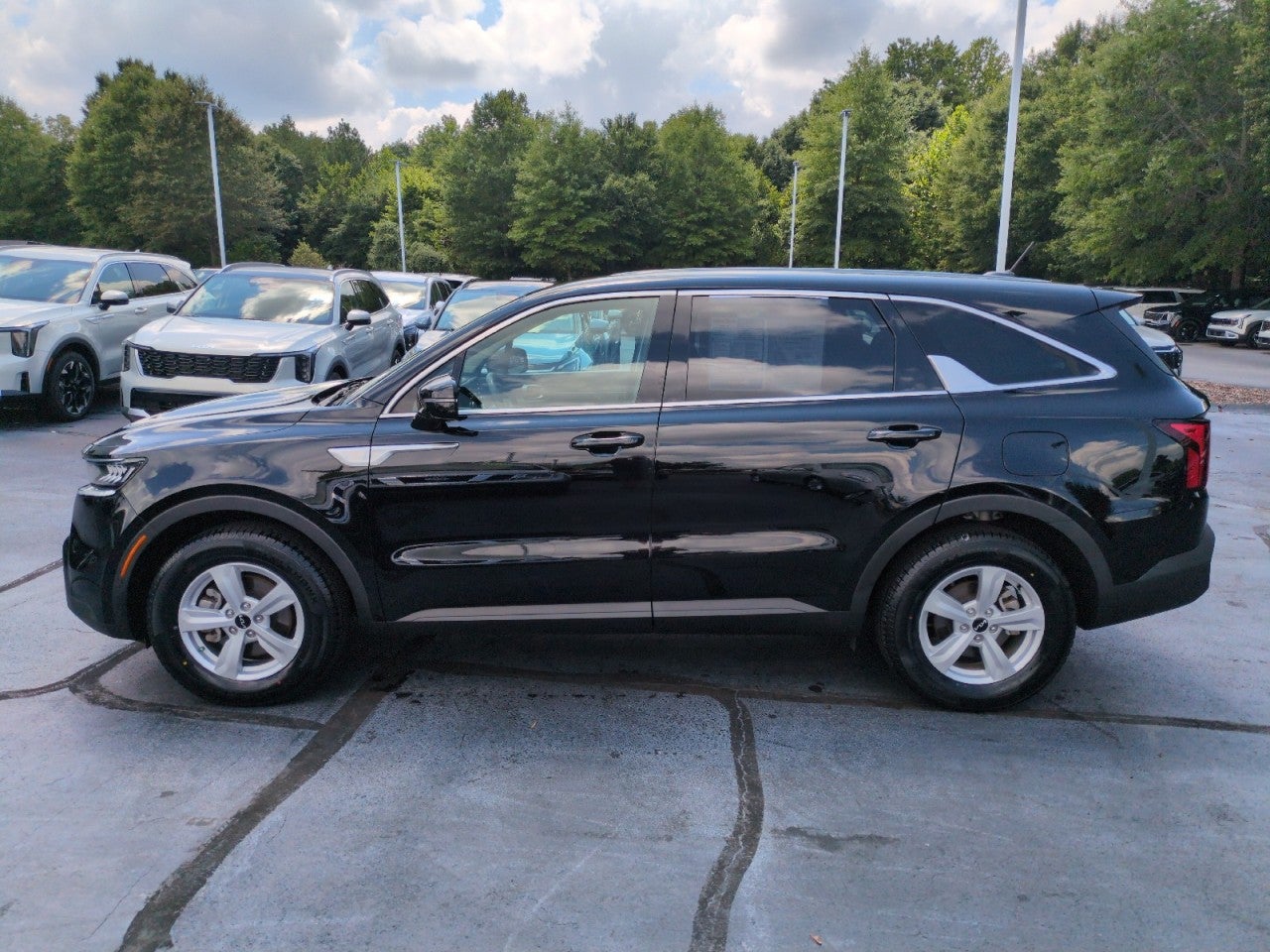 2023 Kia Sorento LX
