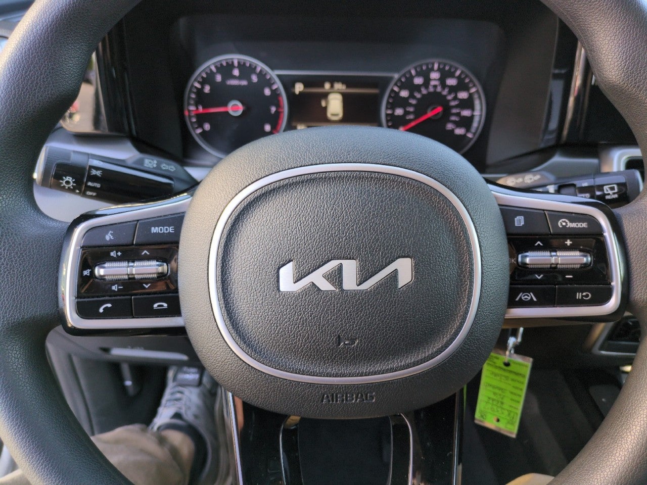 2022 Kia Sorento LX