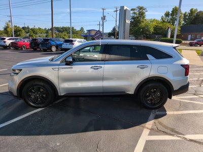 2022 Kia Sorento LX