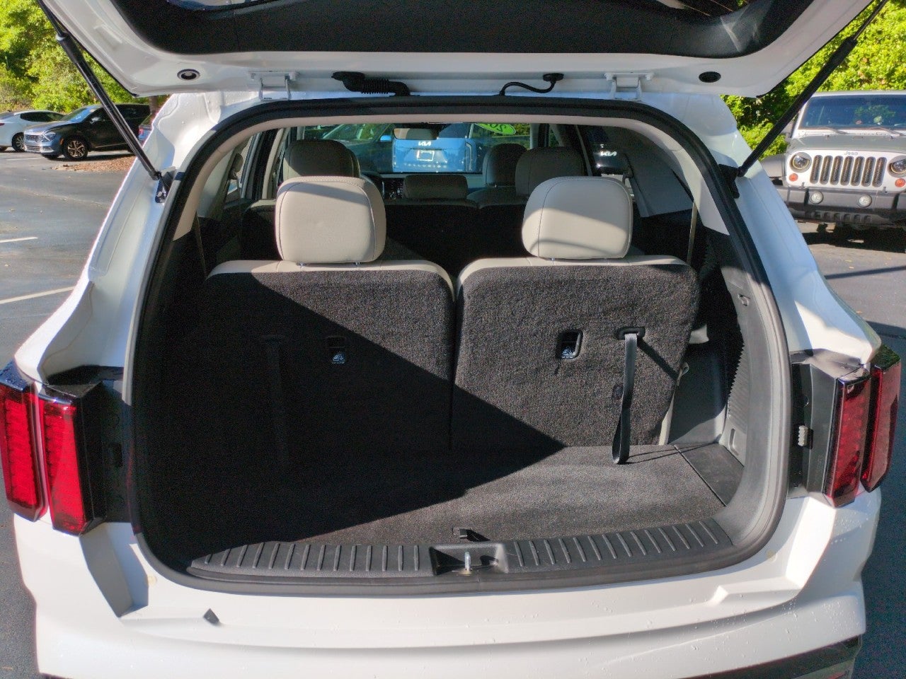 2023 Kia Sorento S