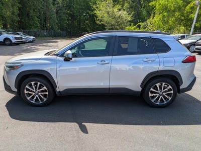 2022 Toyota Corolla Cross XLE