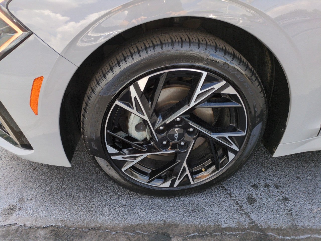2025 Kia K5 GT-Line