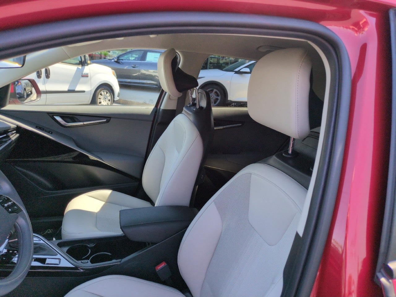 2023 Kia Niro EX
