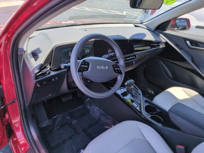 2023 Kia Niro EX