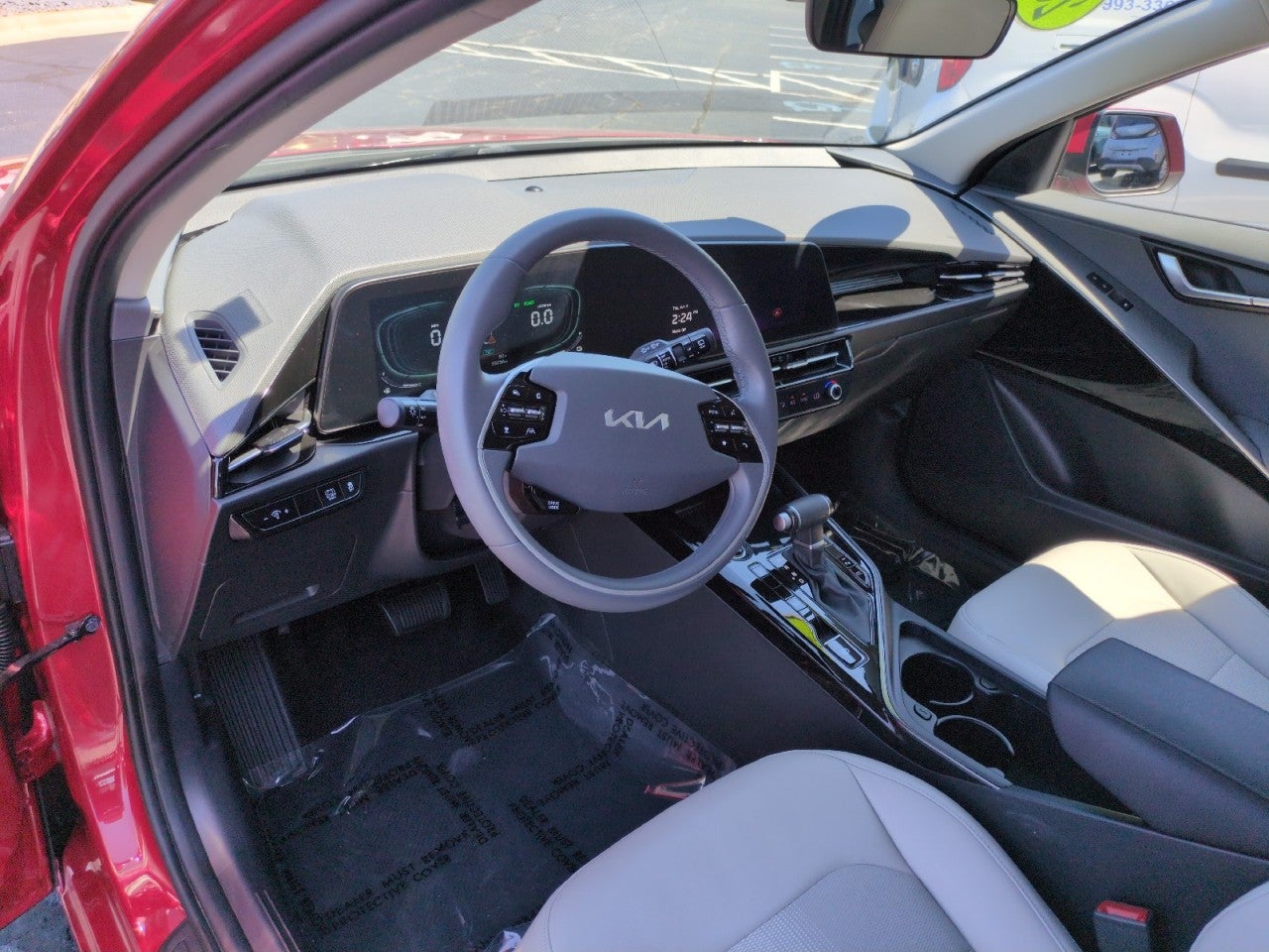2023 Kia Niro EX