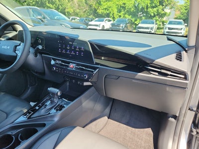 2024 Kia Niro EX