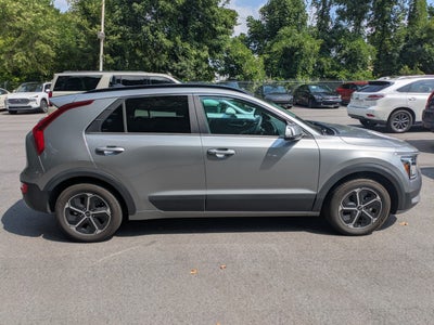 2024 Kia Niro EX