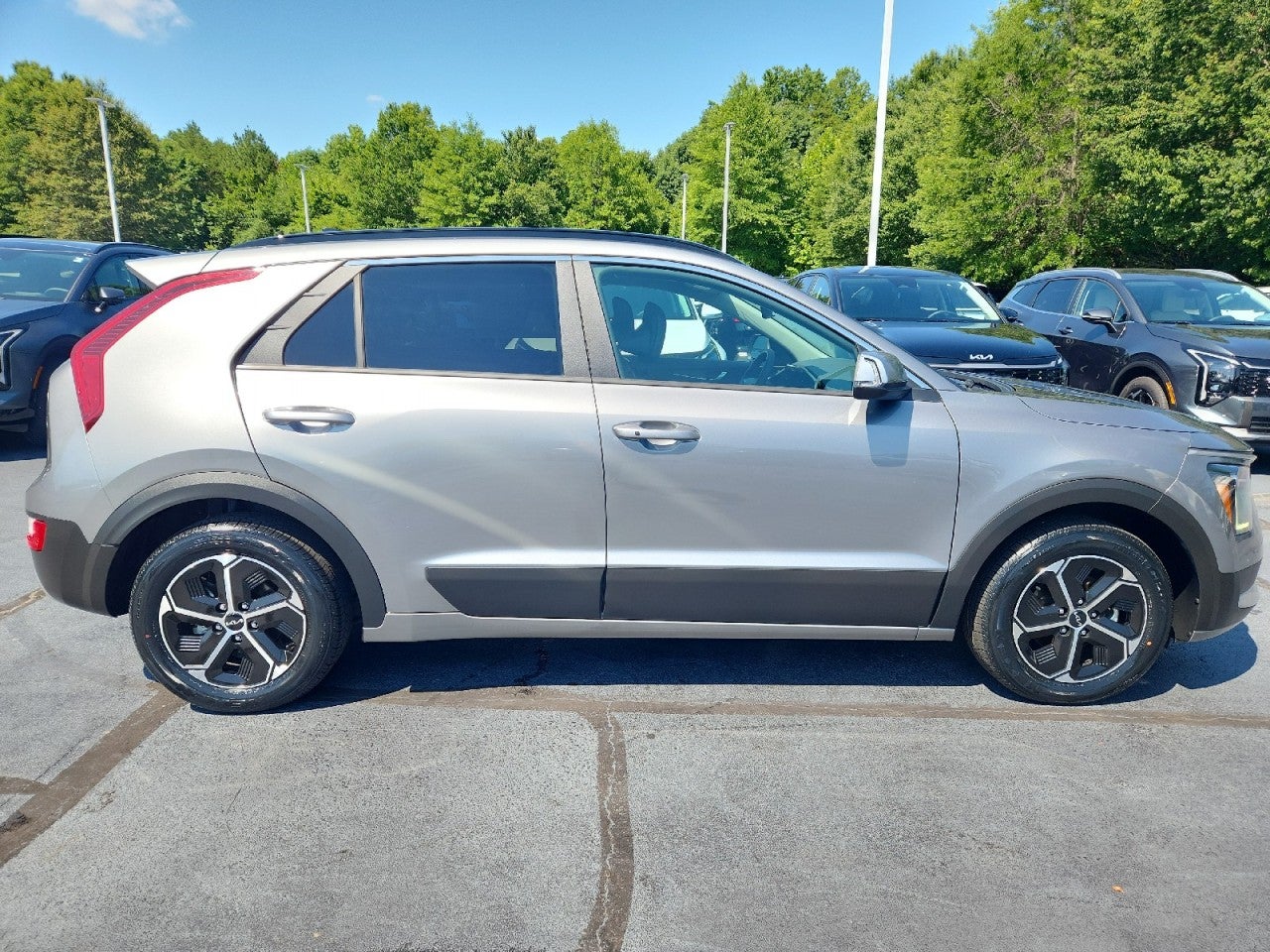 2024 Kia Niro EX