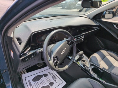 2023 Kia Niro EX