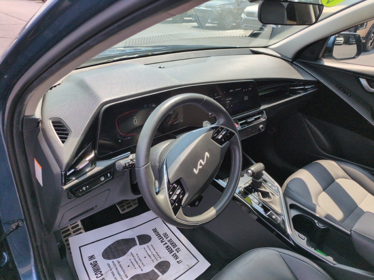 2023 Kia Niro EX