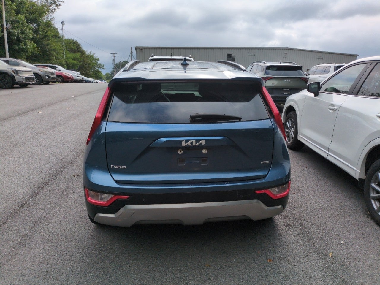 2023 Kia Niro EX