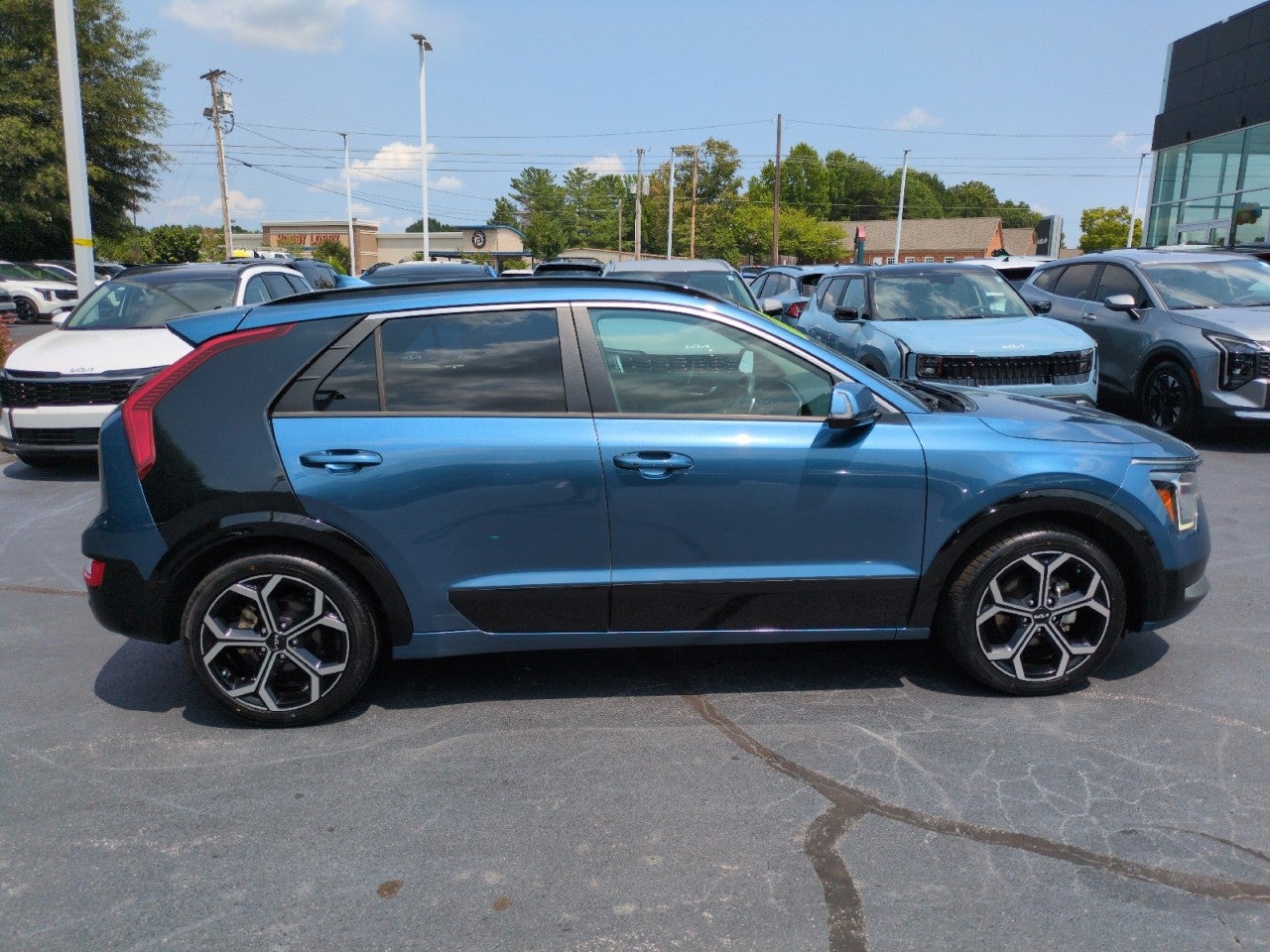 2023 Kia Niro EX