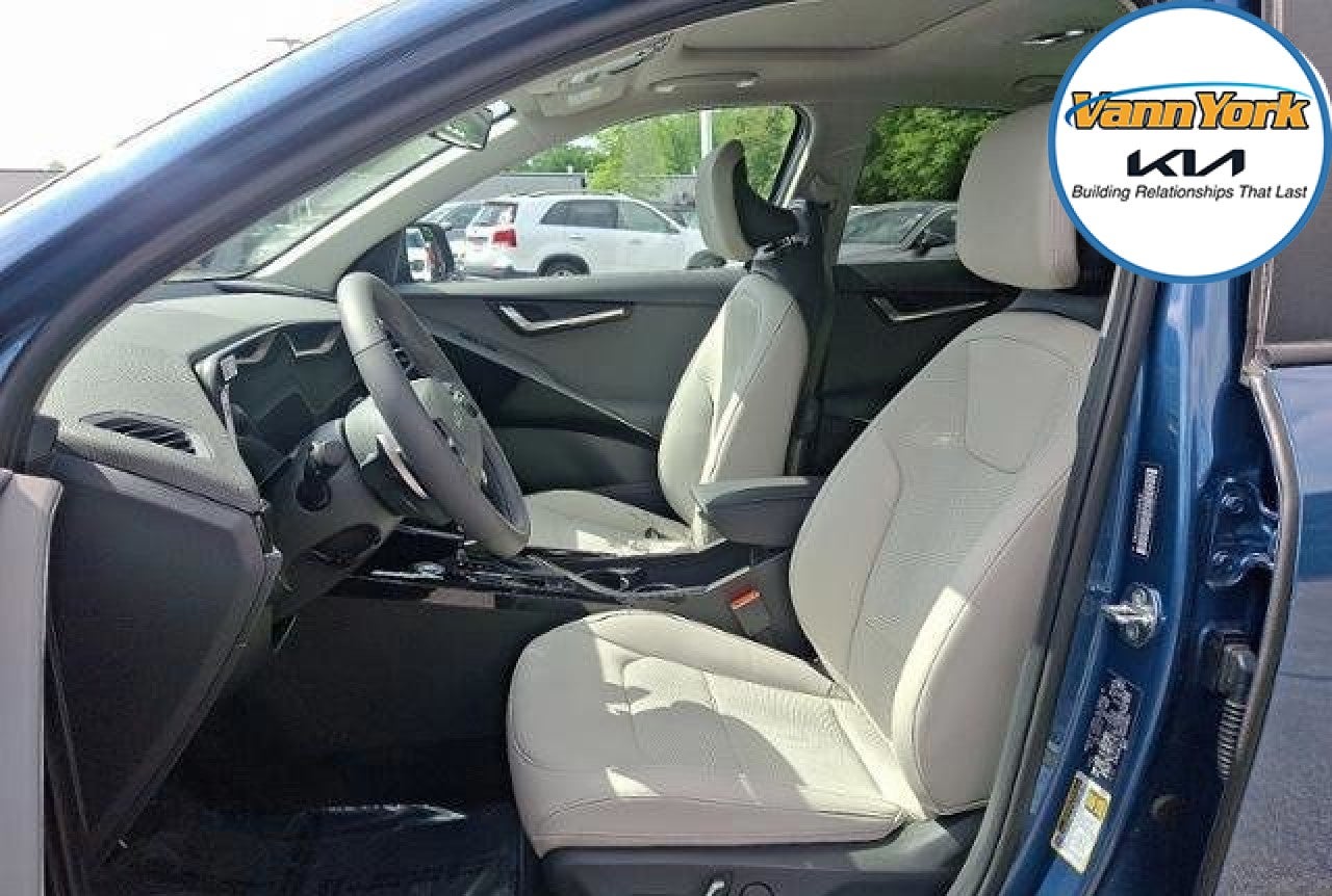 2025 Kia Niro EX Touring