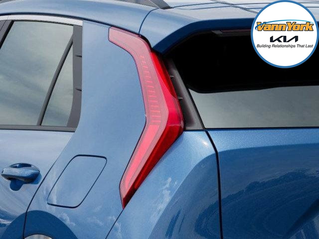 2025 Kia Niro EX Touring