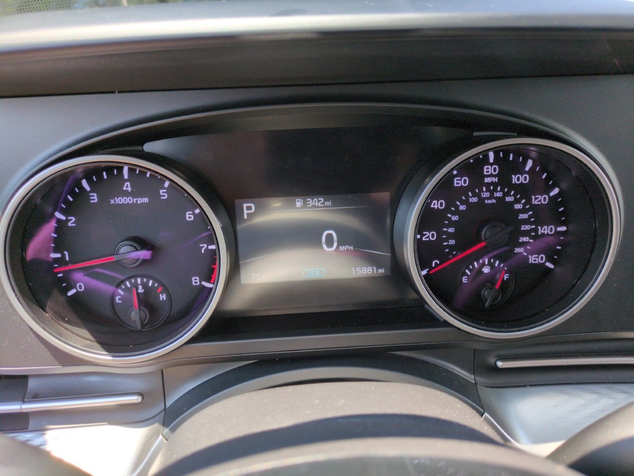 2024 Kia Carnival LX