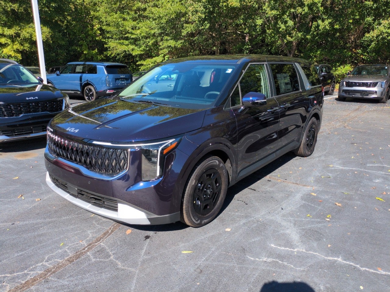 2027 Kia Carnival LXS