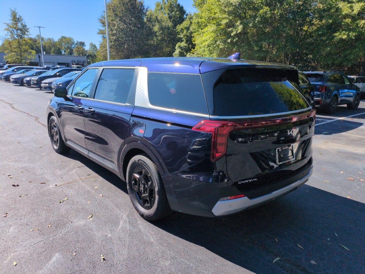 2027 Kia Carnival LXS