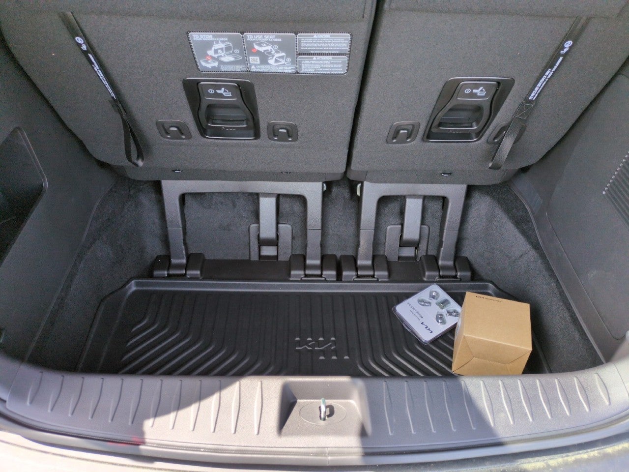 2026 Kia Carnival LXS
