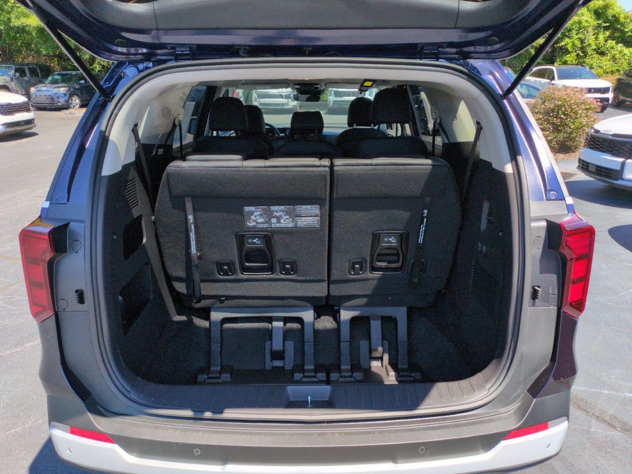 2026 Kia Carnival LXS