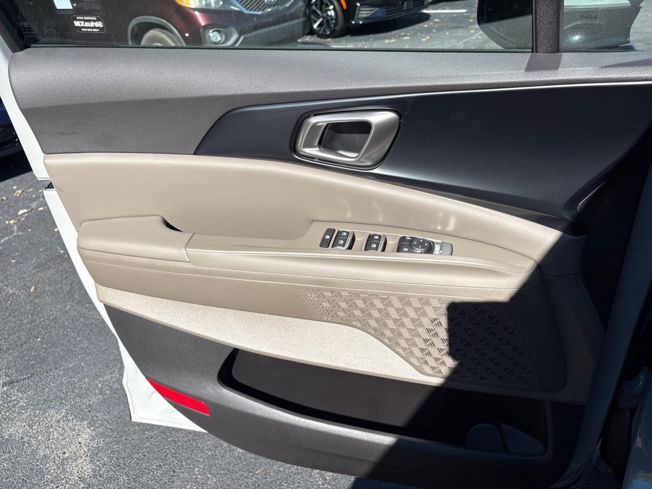 2027 Kia Carnival LXS